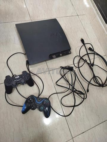 PlayStation 3 slim - 2