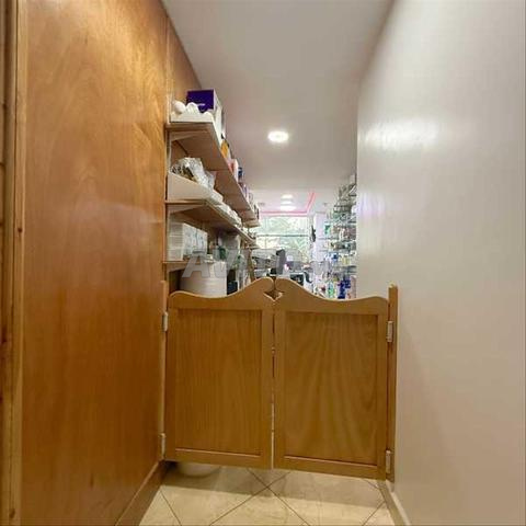 160436-Vente Local à Casablanca Val Fleuri de 76 m - 2