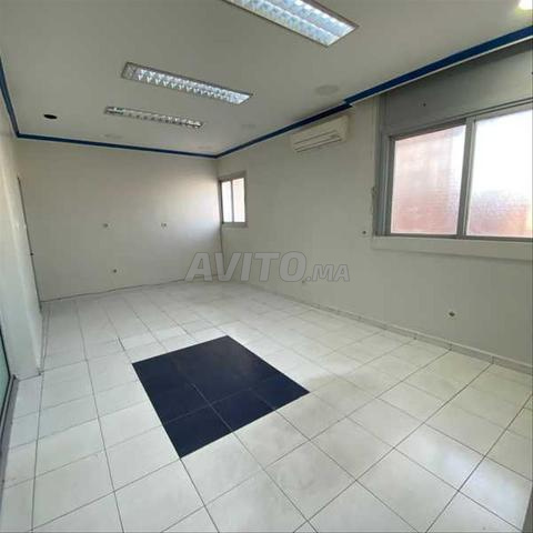 25329-Vente Bureau à Casablanca Derb Sultan de 72
