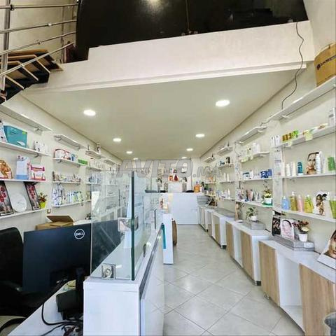 167542-بيع محل في تمارة مركز تمارة بمساحة 65 م²