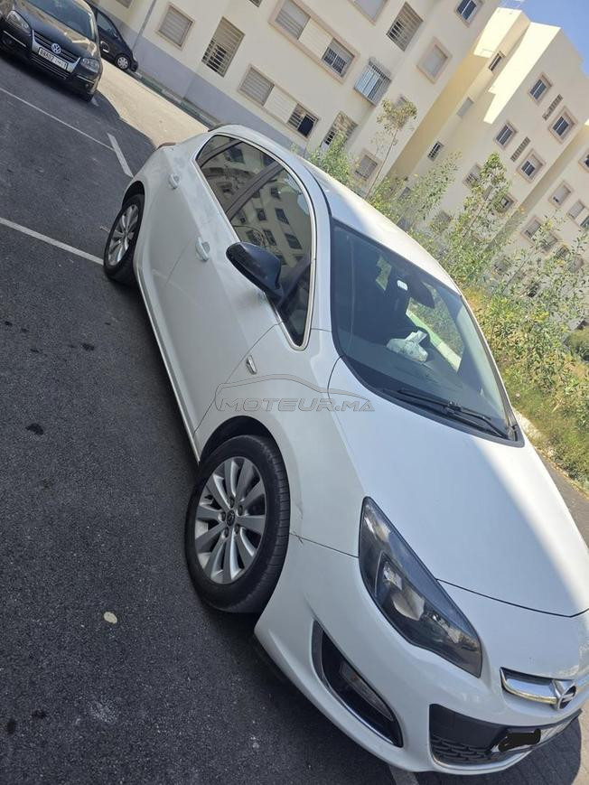 Opel Astra Diesel Automatique 2016 à Bouskoura