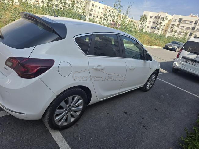 Opel Astra Diesel Automatique 2016 à Bouskoura