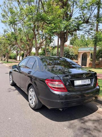 Mercedes Benz - 2