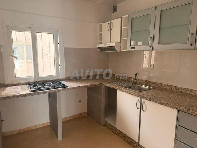 Appartement vide très propre