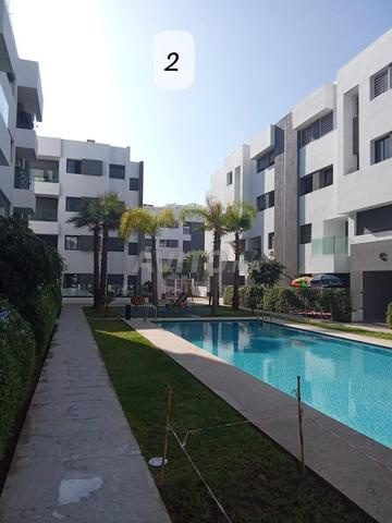 Location Rez-de-jardin vue sur piscine (VIDE)