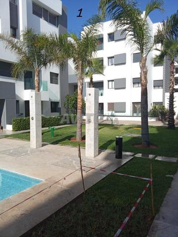Location Rez-de-jardin vue sur piscine (VIDE) - 2