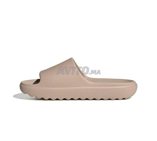 Sandales Adidas Adilette Lumia 44 - 2