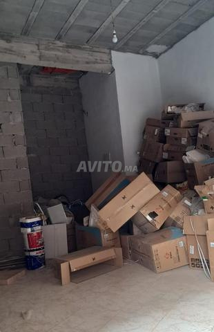 Local commercial 28 m² 38 millions de centimes - 2