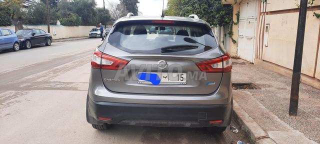 Nissan Qashqai Diesel Manuelle 2016 à Fès - 2