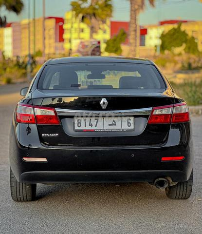 Renault Latitude Automatique 2013