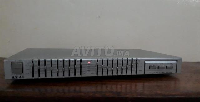 Égaliseur Vintage AKAI