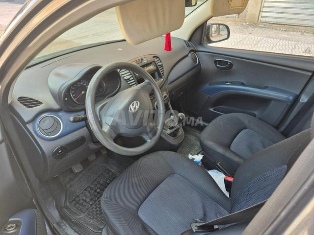 Voiture Hyundai i10 - 2