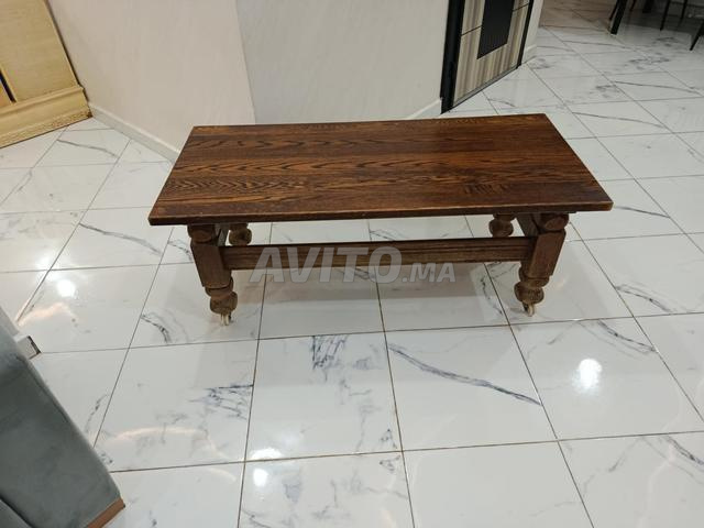 Bonne table de salle à manger