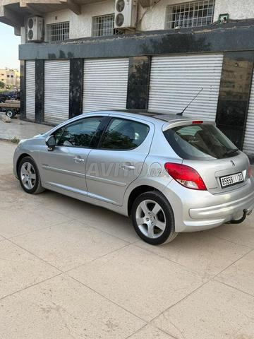 Peugeot - 207 - 2