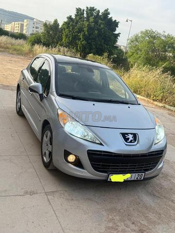 Peugeot - 207