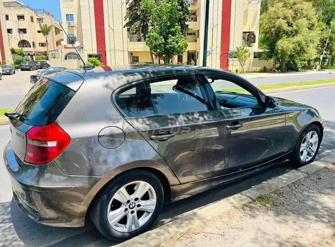 bmw seri 1 jolie voiture 