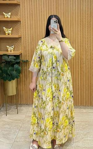 Robe d'été légère en fil de satin décoré et de haute qualité - 2