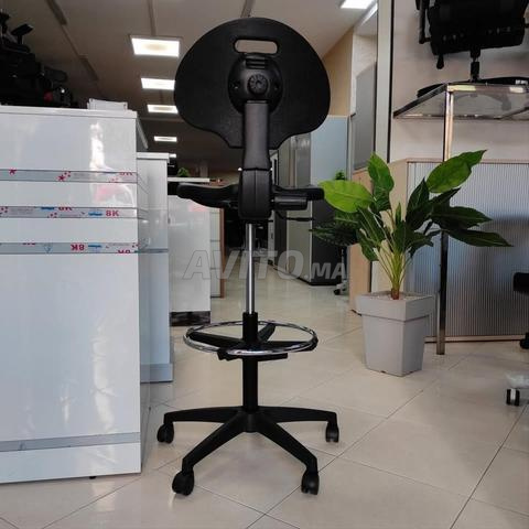 Tabouret réglable / Vestiaire - 2