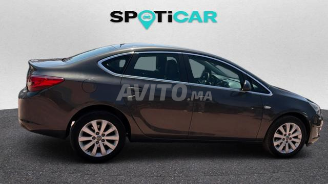 OPEL ASTRA - 2