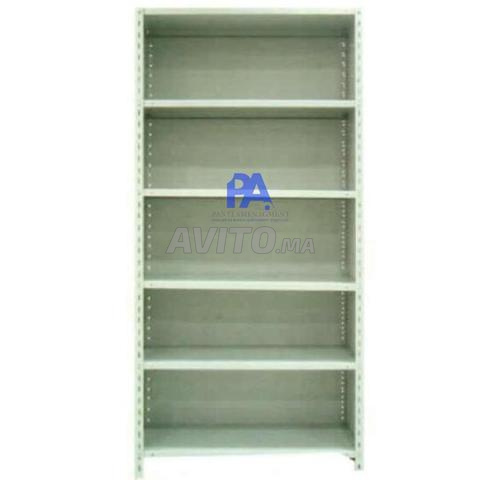 Rayonnage pour rangement dossiers/vestiaire - 2