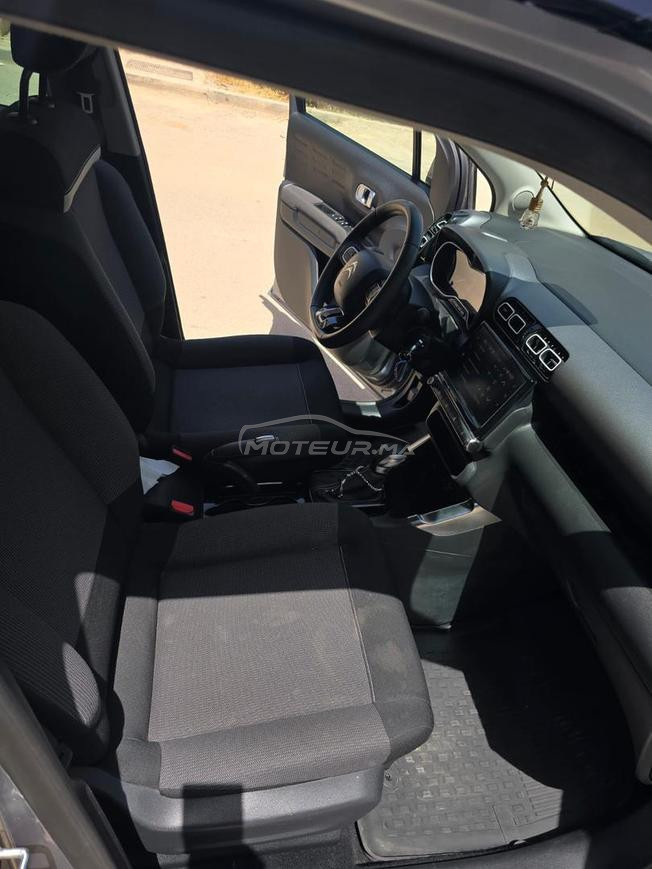 سيارة نظيفة جدا للبيع citroen c3 air cross