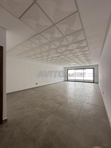 Plateaux Bureau en location - Roches Noires