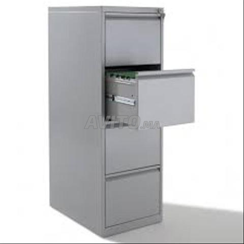 Classeur métallique pratique / vestiaire - 2