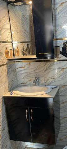 Lavabo avec placard