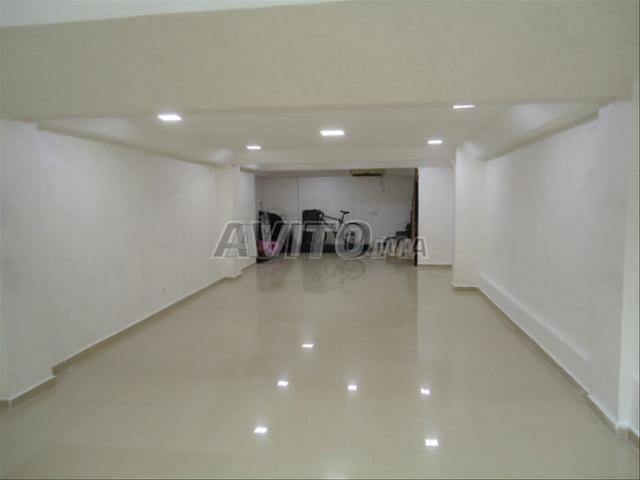 Magasin de 160m à louer à Maarif - 2