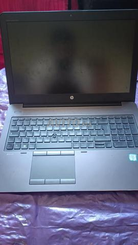 Ordinateur portable HP ZBOOK 16 RAM 256 Go