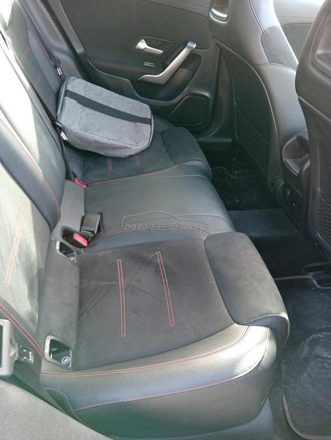 voiture très bon état 