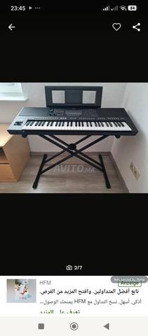 Yamaha PSR SX720 - 2