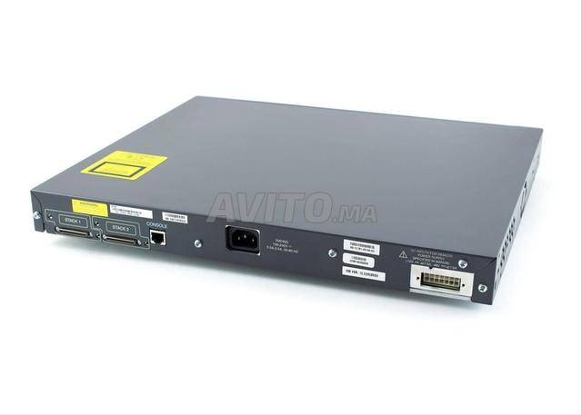 Cisco Catalyst 3750 48 PoE 4 SFP Reconditionné - 2