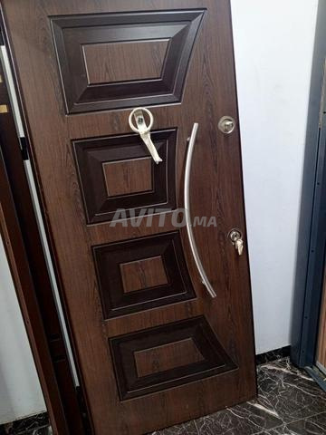 Porte turque couleur marron foncé
