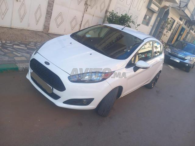 فورد فييستا بكامل الكماليات - 2