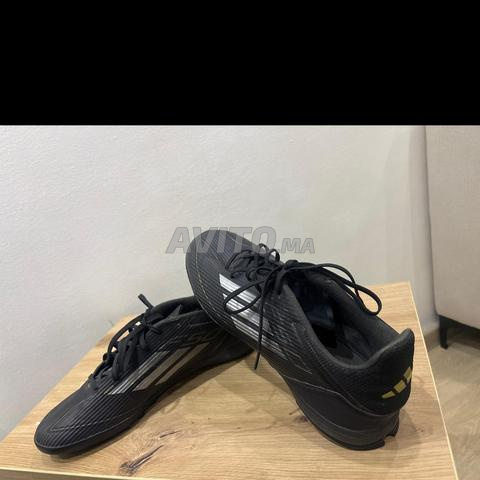 Chaussures de foot neuves F50 originales pointure 46
