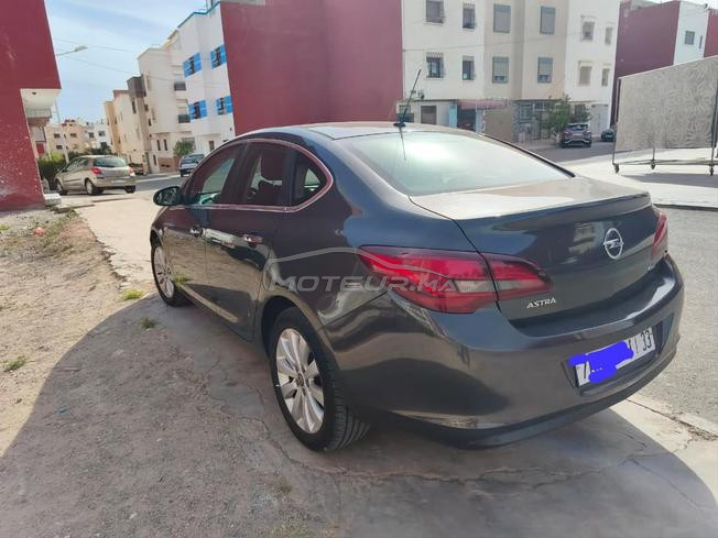 opel astra 2014