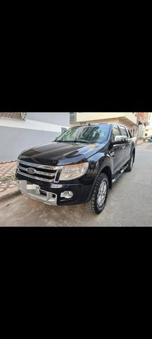 FORD RANGER TRÈS BON ÉTAT, MODÈLE 2015