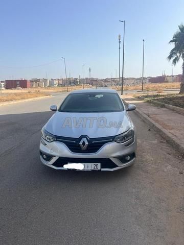 Ma voiture, c'est moi la propriétaire - 2