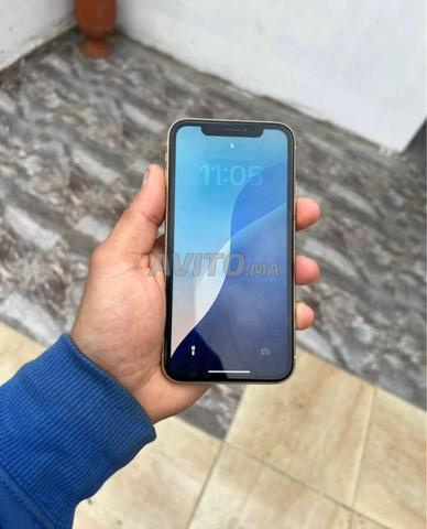 آيفون XR تجاوز