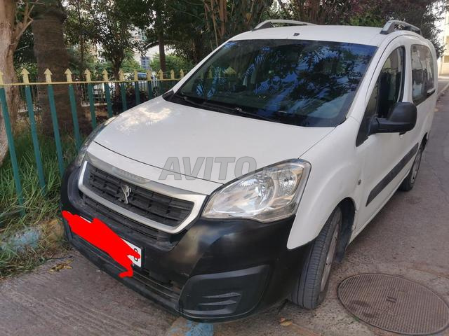 Peugeot Partner Diesel Manuelle 2016 à Casablanca