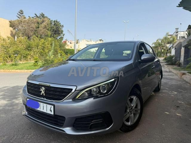 Peugeot 308 Diesel Manuelle 2018 à Rabat - 2