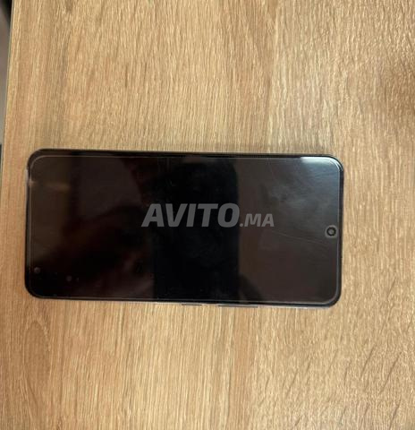 Samsung S22 Normal - 2