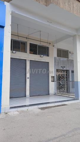 LOCAL COMMERCIAL EN PLEINE AVENUE - 2