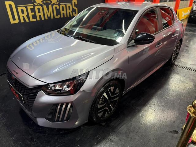 Peugeot 208 - 2