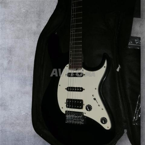 Guitare électrique authentique Cort G210 - 2