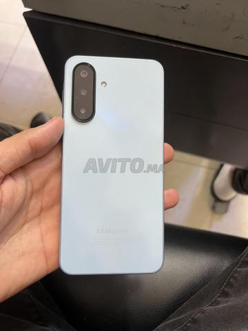 Samsung A17 128G Comme neuf