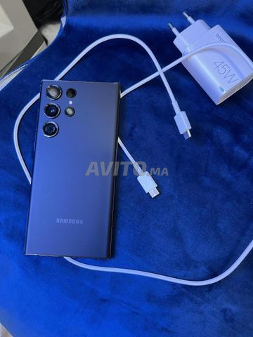 Samsung S23 Ultra 256G État neuf