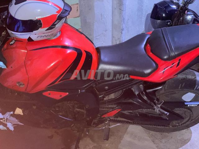 Yamaha FZ1 - 2
