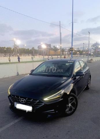 Hyundai i30 Diesel 2022 1ère main - 2